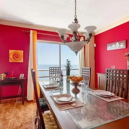 Luxurious In + Sea View Apartment *