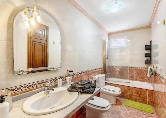 Appartamento Luxurious In + Sea View Radazul