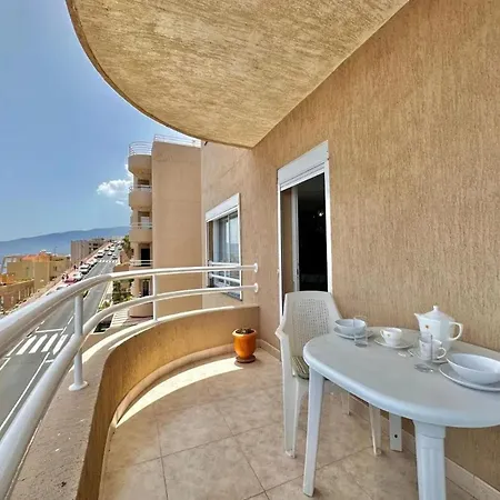 Διαμέρισμα Luxurious In + Sea View *
